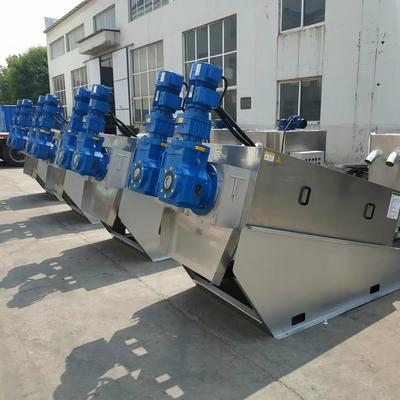 شراء 3580mm*1320mm*1760mm حجم متعدد الصفائح الوحل إزالة المياه المسمار مرشح مطبخ آلة ل معالجة مياه الصرف الصحي البلدية online manufacture